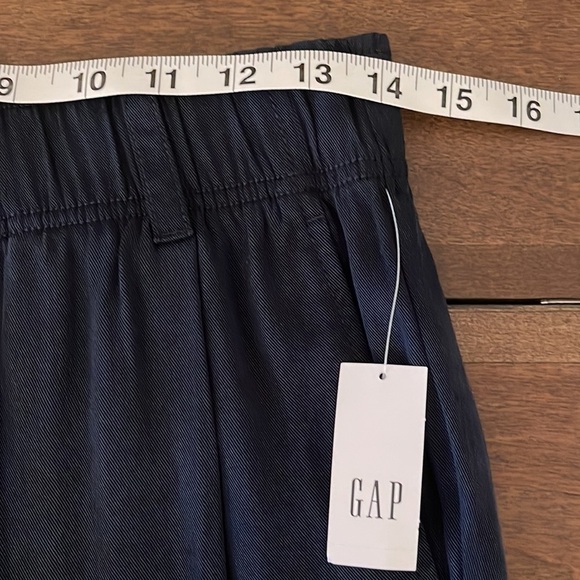 NWT GAP Navy Blue High Waisted LYOCELL Blend Pants Sz. 6 TALL 31” Inseam - Picture 9 of 16